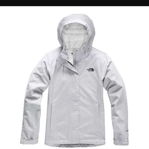 The North Face Women's Hooded Ski Jacket in Pale Gray